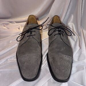 Magnanni for Saks Fifth Avenue Men’s Suede Dress Shoes – Size 9H (Wide)